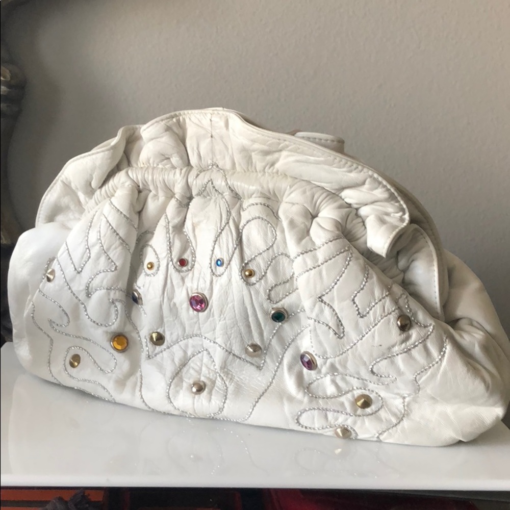 Vintage white pouch